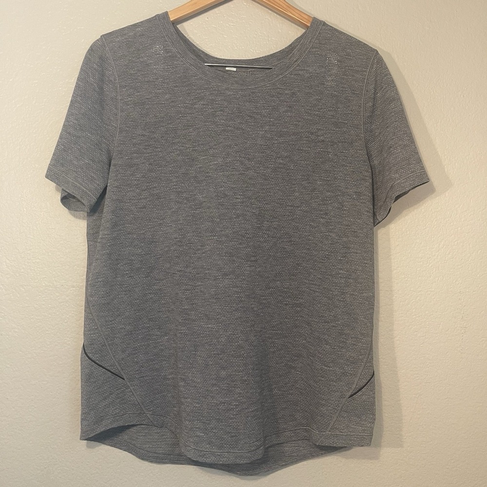 Lululemon Long Distance Women's Short Sleeve T-shirt Tee Heathered Gray